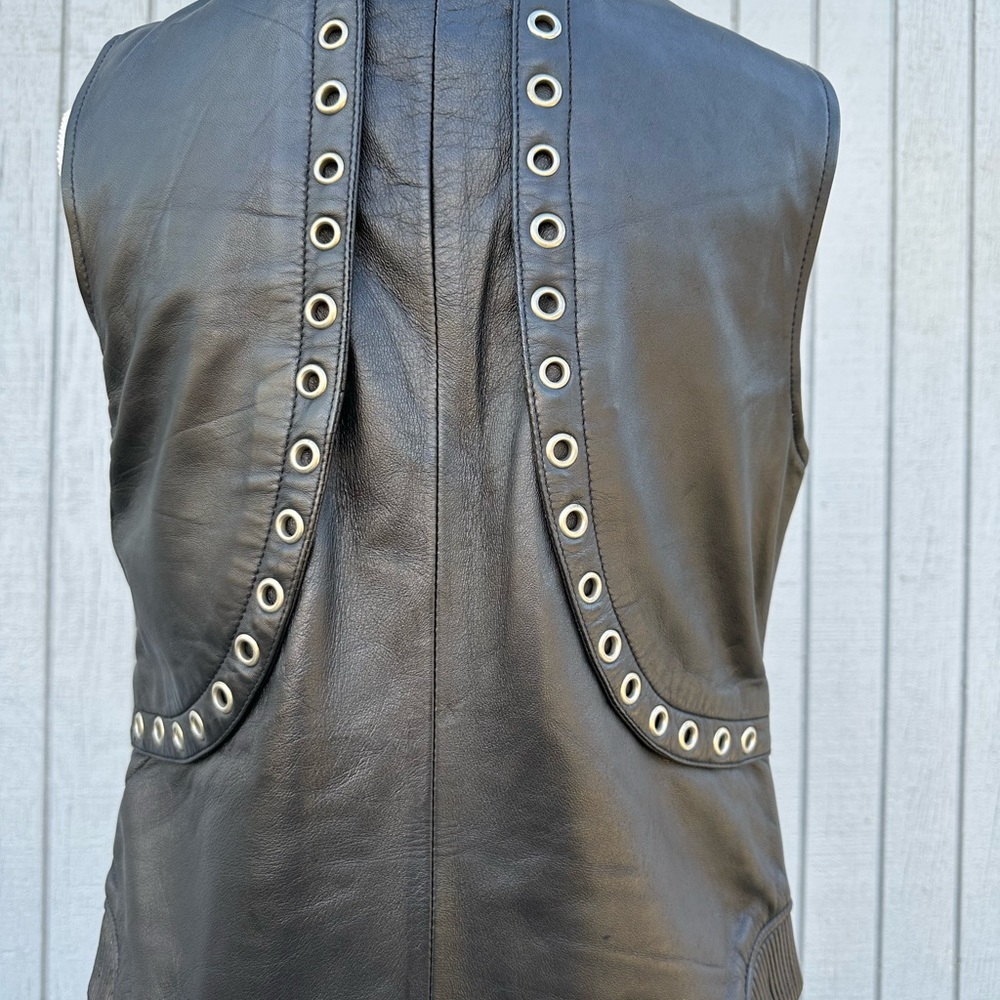 First Classics Authentic Riding Gear Vest - Picture 9 of 16